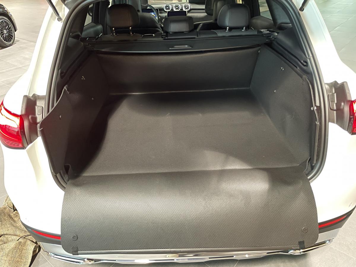 Kofferraumschutz GLC II, zuverlässiger Schutz im Kofferraum. Erweiterbar auf die gesamte Ladefläche mit Ladekantenschutz